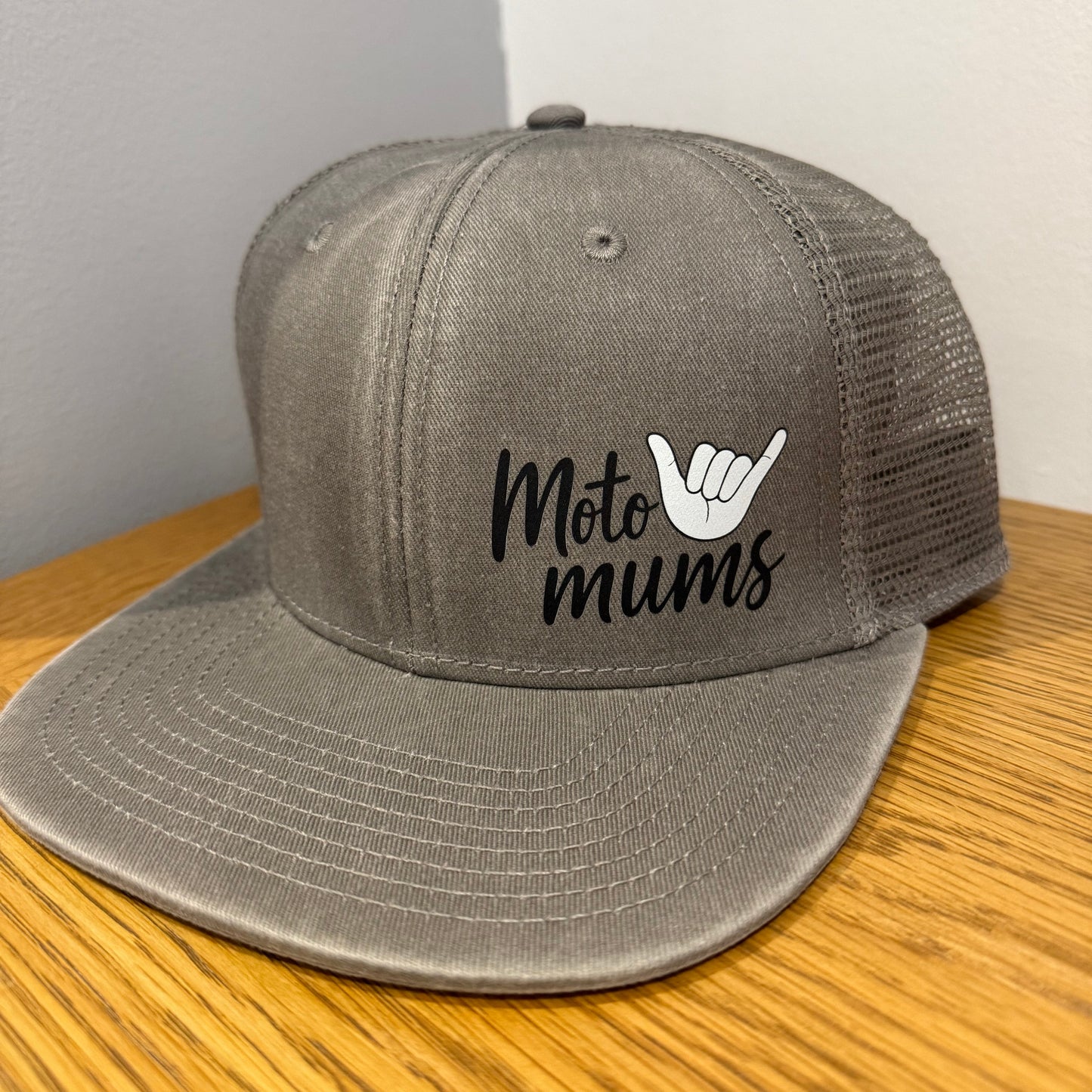 MOTOMUMS Faded Trucker